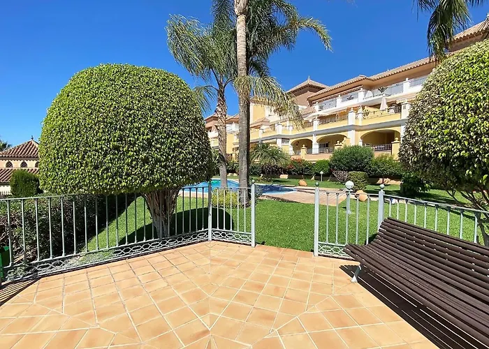 Апартаменти Senorio De Capistrano Casasol