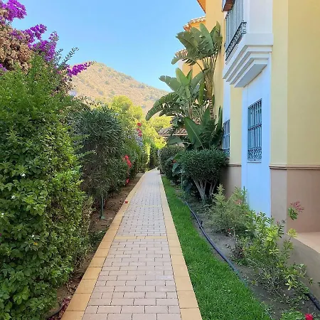 Senorio De Capistrano Casasol *